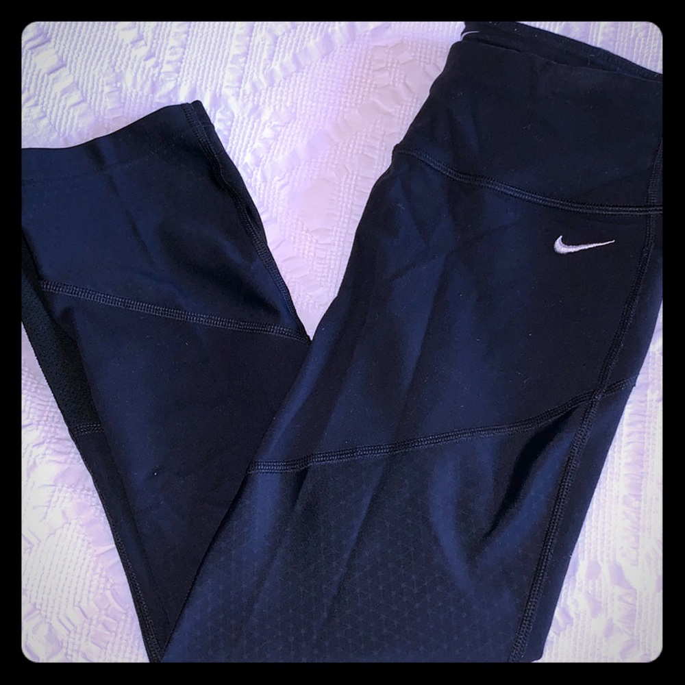 Women’s Nike leggings